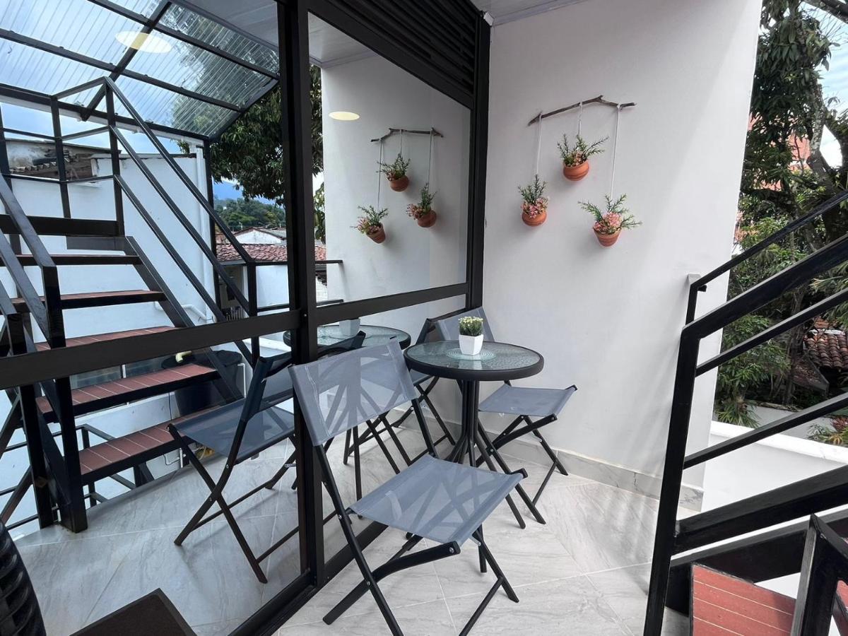 Edificio Santamarta Medellin Hotel Exterior photo